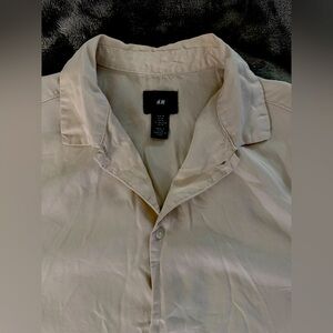 H&M Short Sleeve Button Down Medium Beige